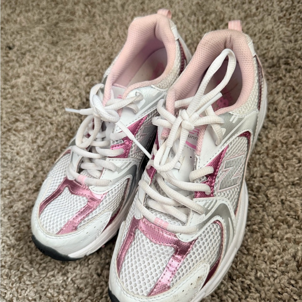 New Balance Girls White and Pink Athletic Sneakers